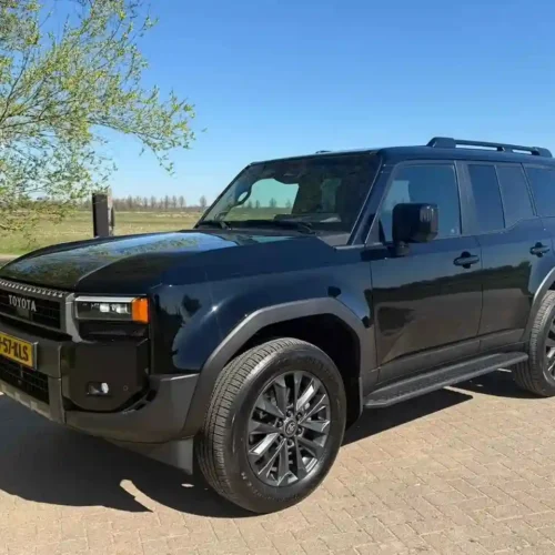 Toyota Land Cruiser250 2.8 D-4D Standard Roof Window Van Professional V01